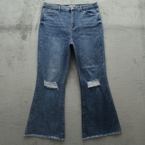 Southern Grace Jeans Women's 18 Blue High-Rise Flare Denim 30" Inseam Distressed